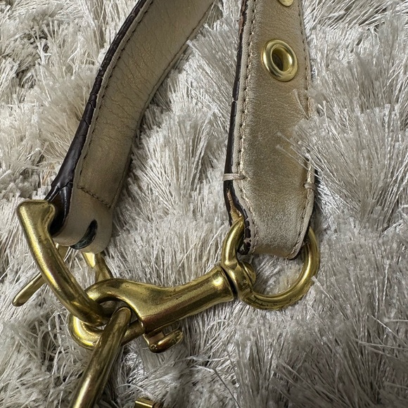 Coach White Plaid Crossbody Shoulder Bag with Multicolor Stripes - Picture 3 of 16